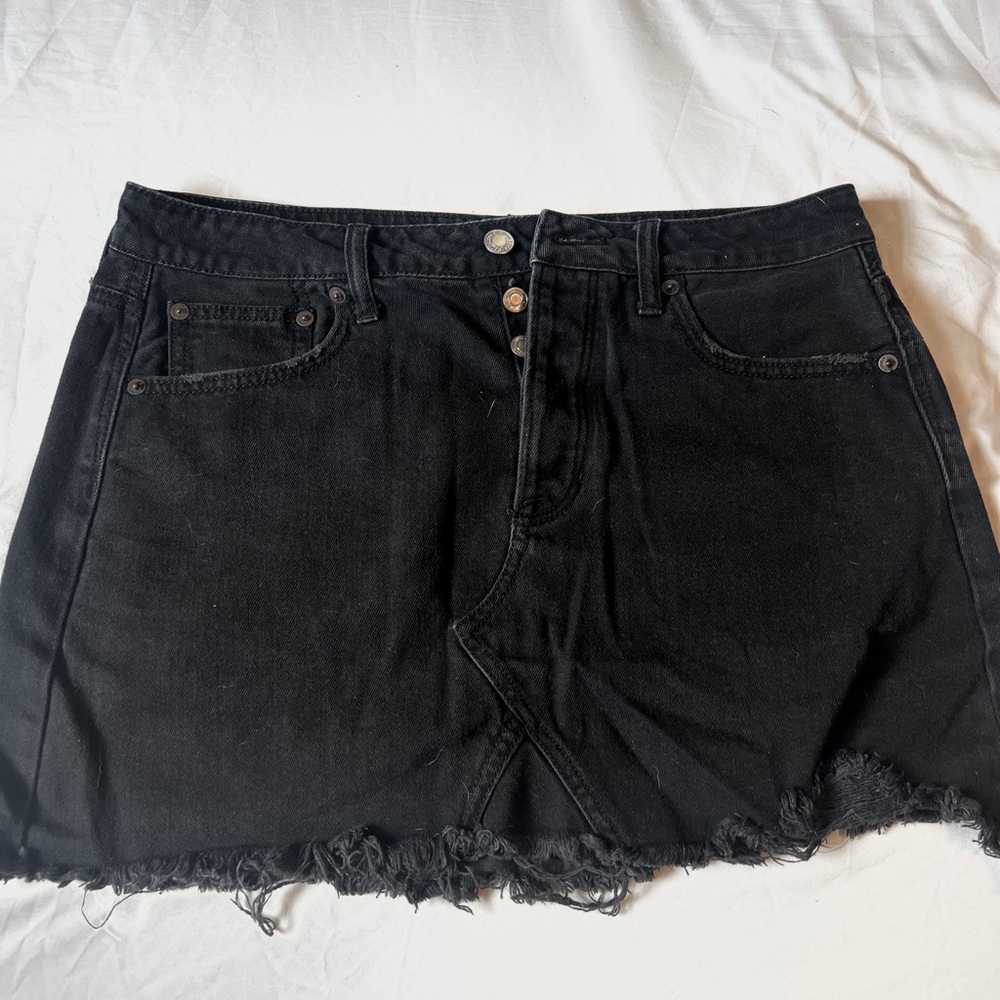 American Eagle Outfitters Black Mini Skirt with Distressed Hem